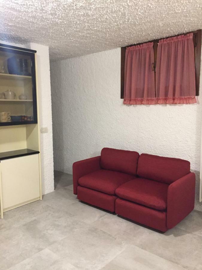 Casa Mary Due - Trilocale Con Giardino Privato A Due Passi Dal Lago Sirmione Buitenkant foto